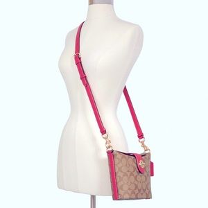 Addie Crossbody In Signature Canvas